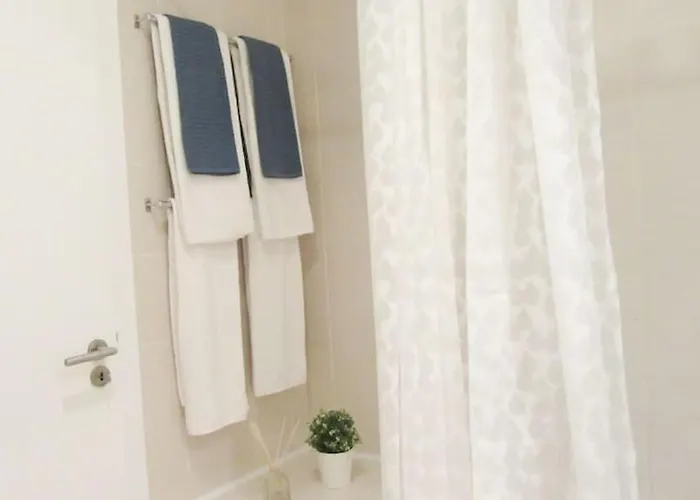 Cosy Flat, Salgados Village * 吉亚