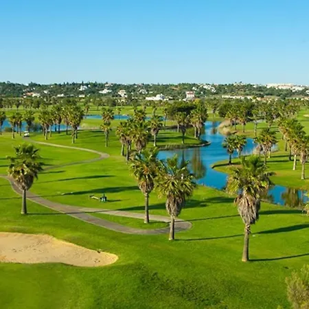 Cosy Flat, Salgados Village *